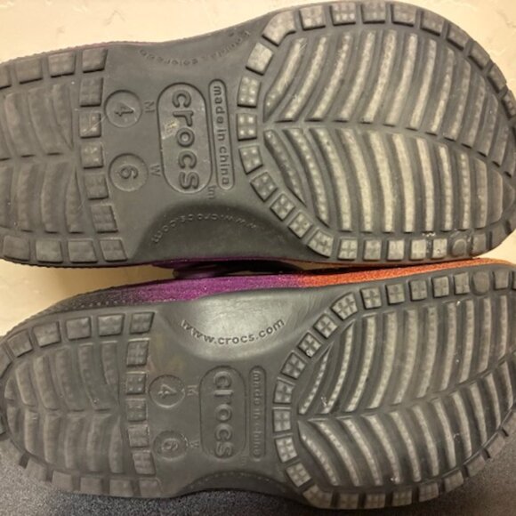Crocs Disney Hocus Pocus Slip-On Clog Orange Purple Women Size 6 Men 4 Jibbitz - Picture 3 of 3